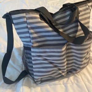 Thirty One crossbody tote